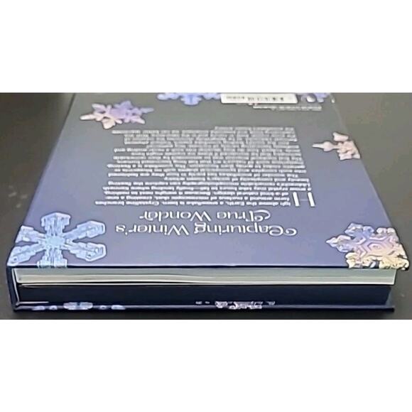 Capturing Snowflakes: Winter's Frozen Artistry Hardcover ISBN 9780760369715 - Picture 4 of 7